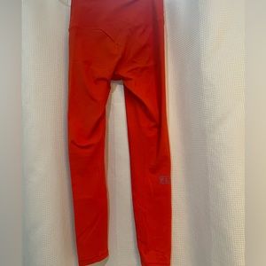 Gently used Fleo leggings!